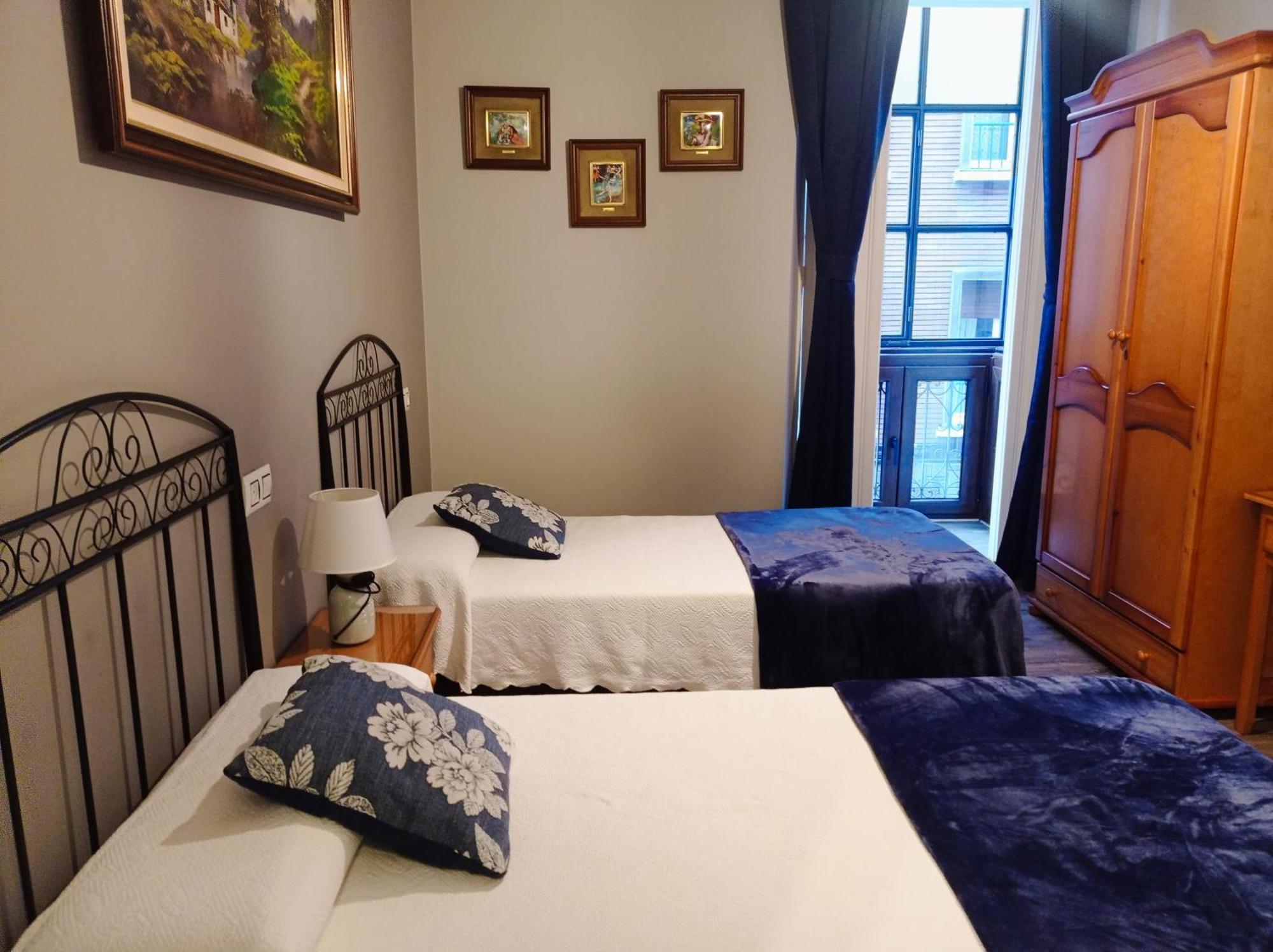 Hospedaje Don Pelayo Gijón Quarto foto