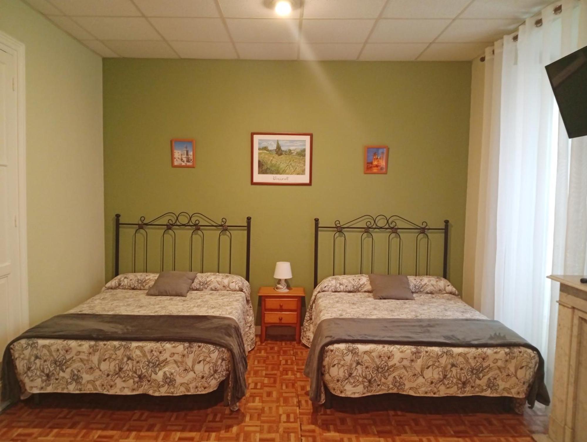 Hospedaje Don Pelayo Gijón Quarto foto
