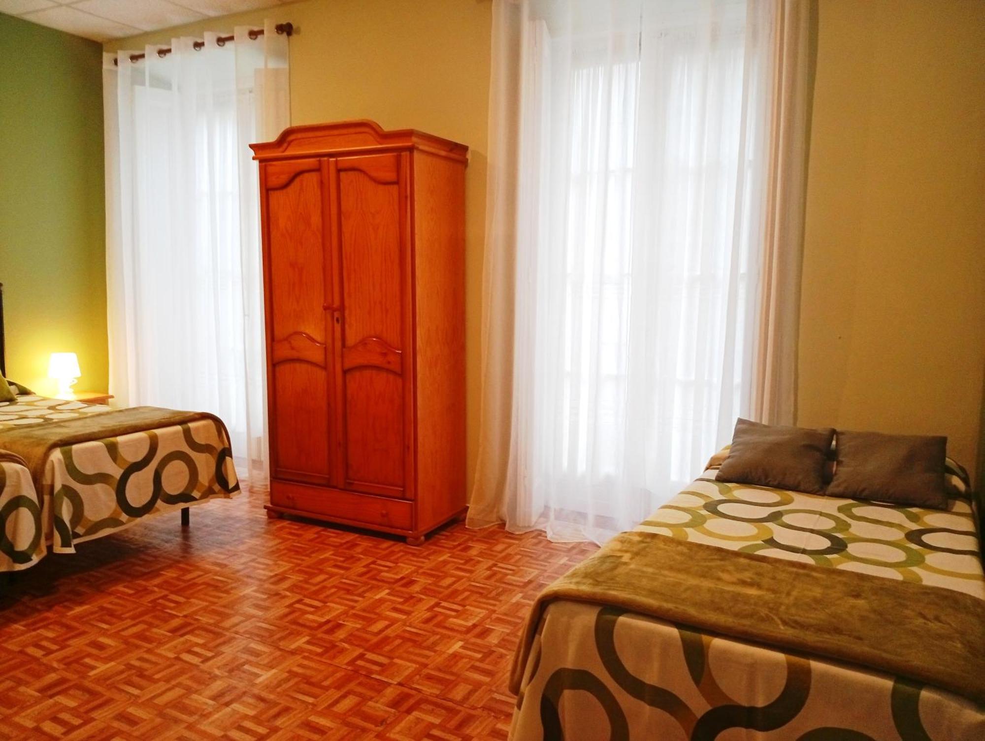 Hospedaje Don Pelayo Gijón Quarto foto